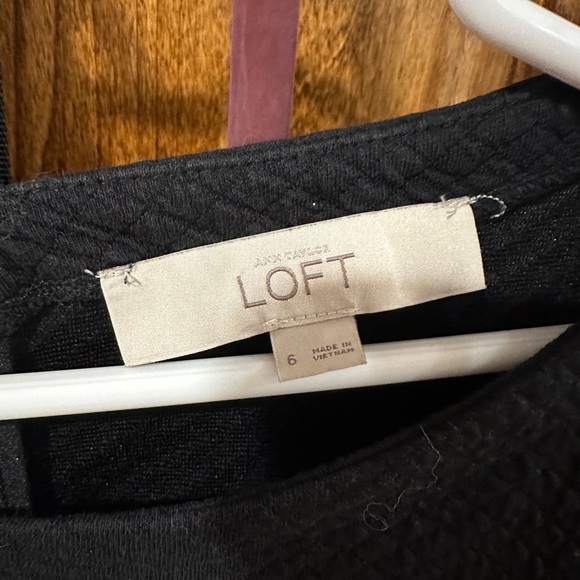 LOFT Black Sleeveless Fit-and-Flare Mini Dress - Picture 4 of 6